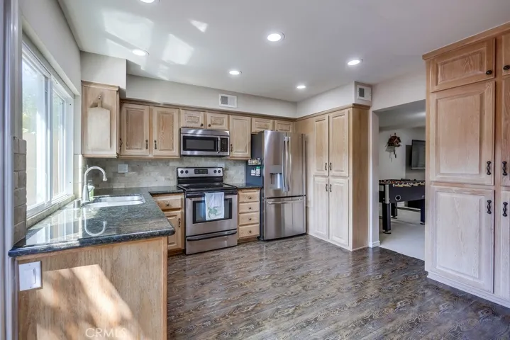 18250 Cabrillo Court, Fountain Valley, California 92708
