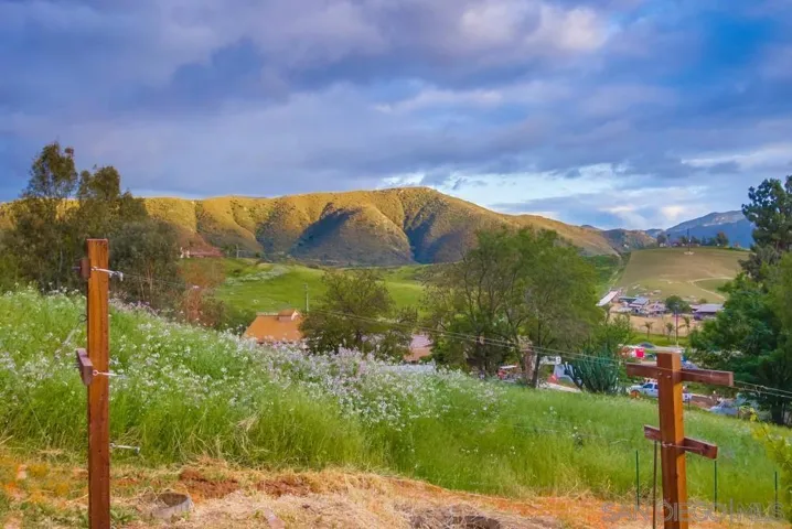 1935 Vista De La Montana, El Cajon, California 92019
