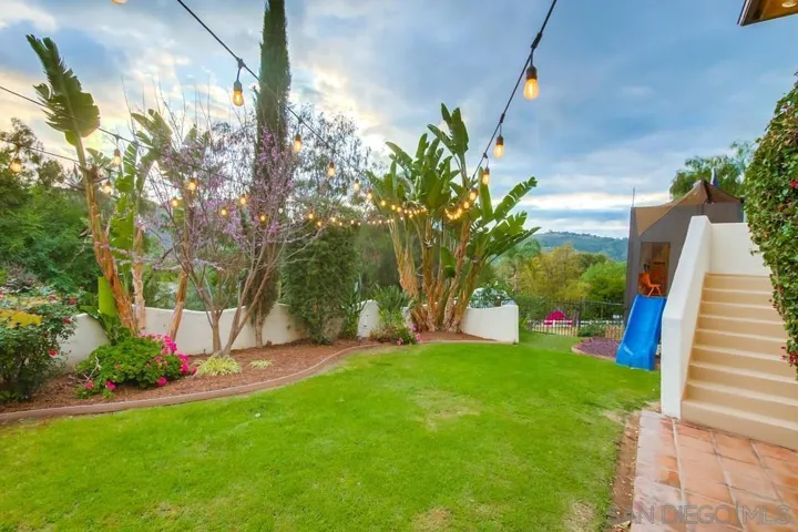 1935 Vista De La Montana, El Cajon, California 92019