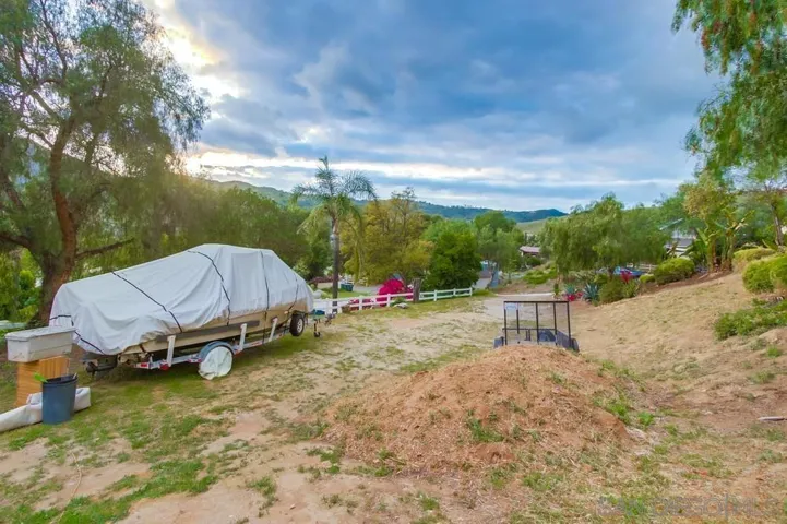 1935 Vista De La Montana, El Cajon, California 92019