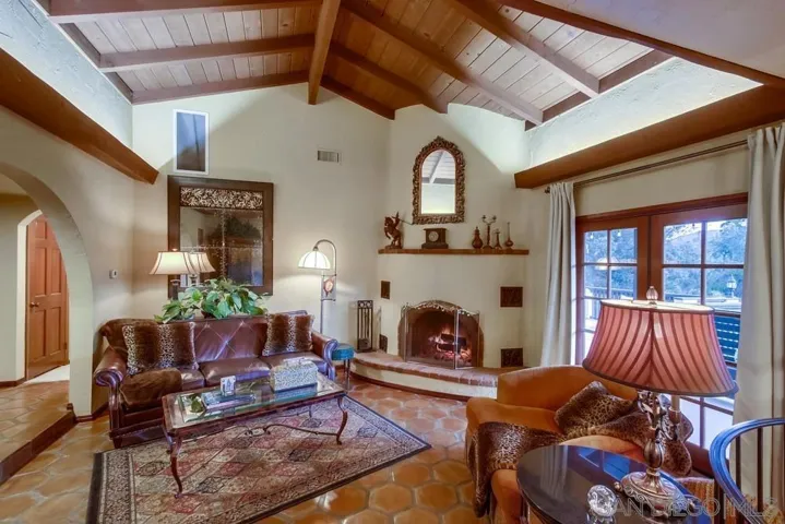 1935 Vista De La Montana, El Cajon, California 92019