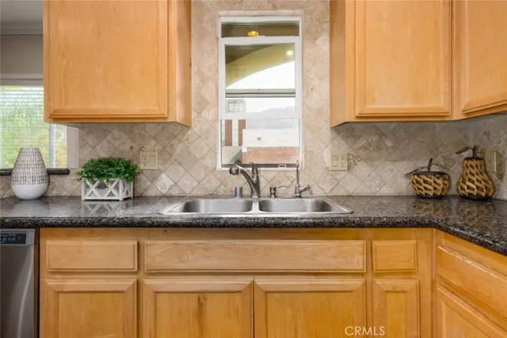 540 E Angeleno Avenue 202, Burbank, California 91501