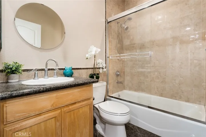 540 E Angeleno Avenue 202, Burbank, California 91501