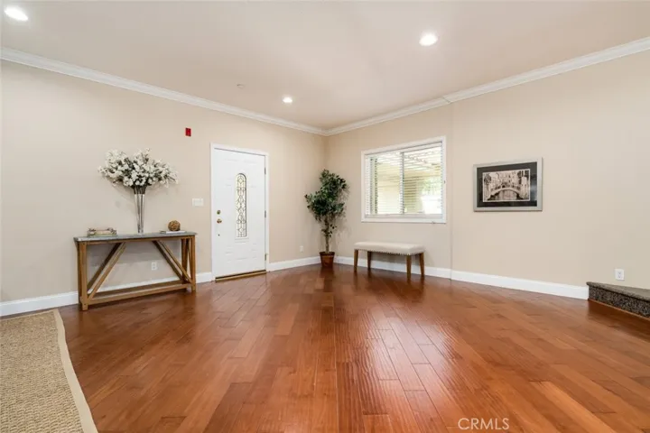 540 E Angeleno Avenue 202, Burbank, California 91501