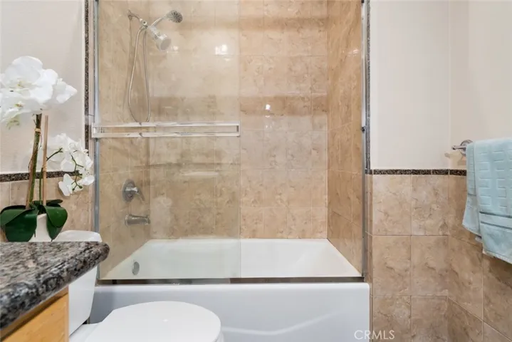 540 E Angeleno Avenue 202, Burbank, California 91501