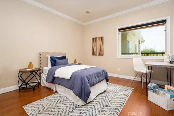 540 E Angeleno Avenue 202, Burbank, California 91501
