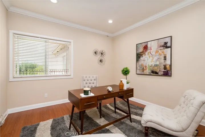 540 E Angeleno Avenue 202, Burbank, California 91501