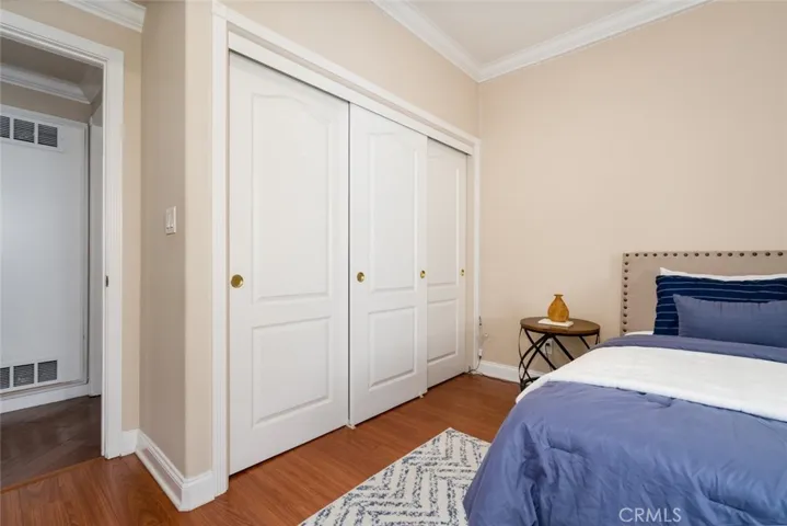 540 E Angeleno Avenue 202, Burbank, California 91501