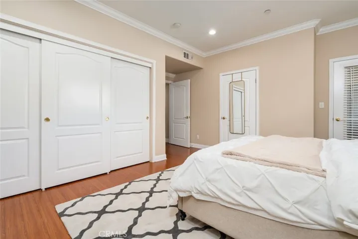 540 E Angeleno Avenue 202, Burbank, California 91501
