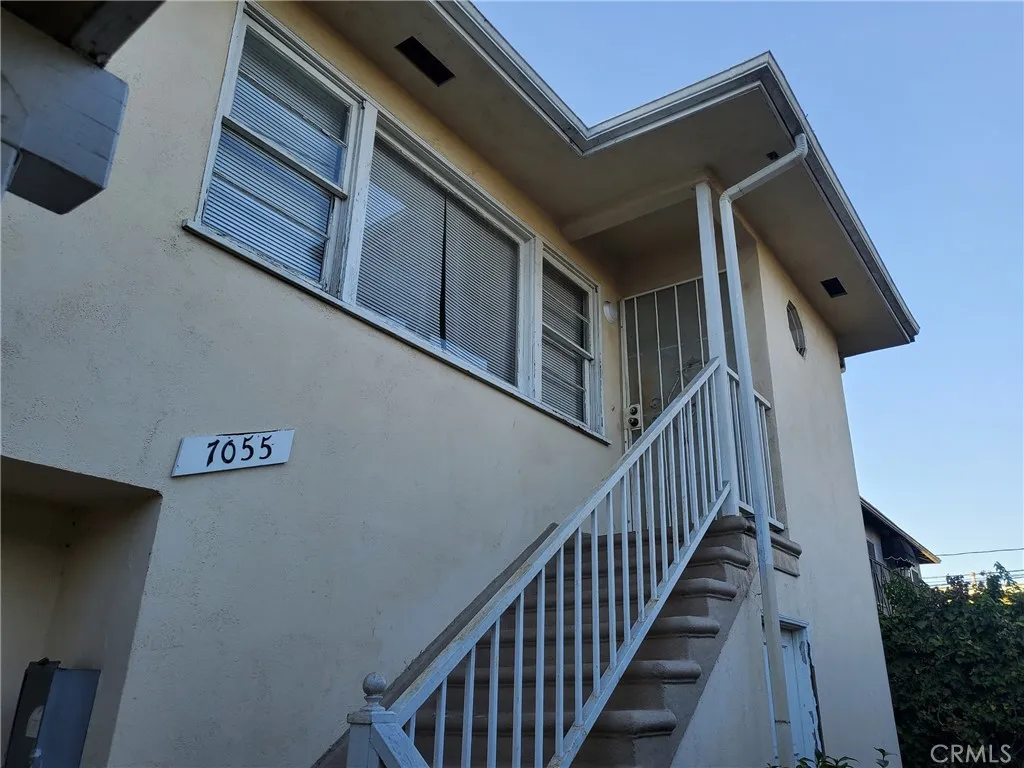 7055 S La Cienega Boulevard, Westchester, California 90045, 1 Bedroom Bedrooms, ,1 BathroomBathrooms,Residential Lease,For Rent,La Cienega,IN25089668