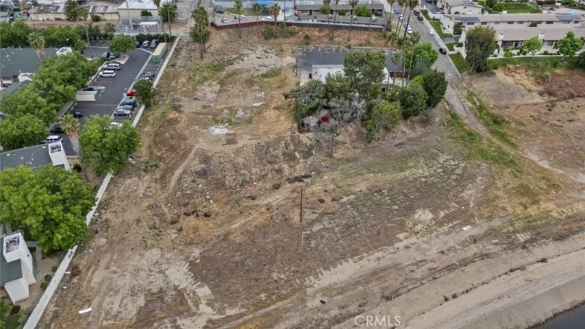 200 W Jeffrey Street, Bakersfield, California 93305