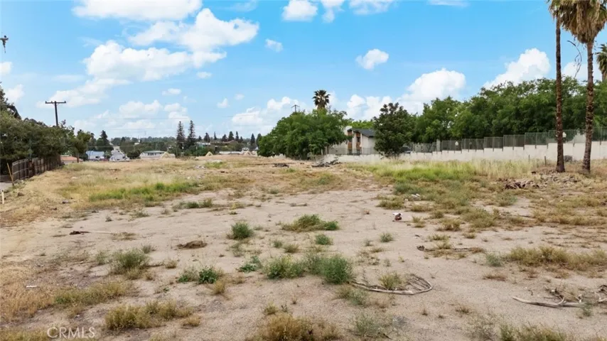 200 W Jeffrey Street, Bakersfield, California 93305