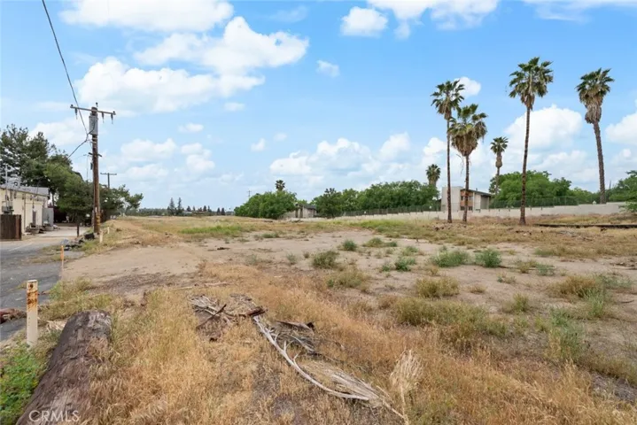 200 W Jeffrey Street, Bakersfield, California 93305