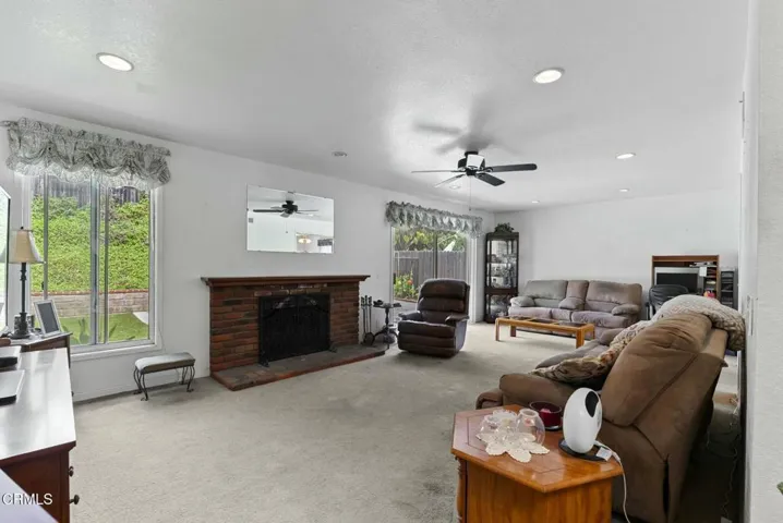 Fireplace & Recessed Lighting