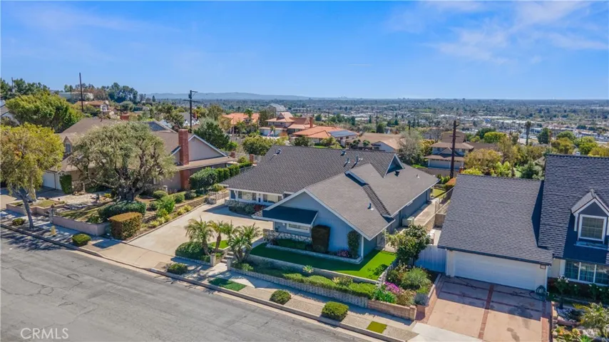 415 S Cedarhaven Way, Anaheim Hills, California 92807