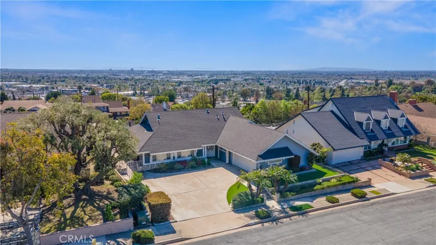 415 S Cedarhaven Way, Anaheim Hills, California 92807