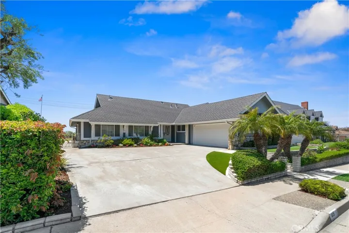 415 S Cedarhaven Way, Anaheim Hills, California 92807
