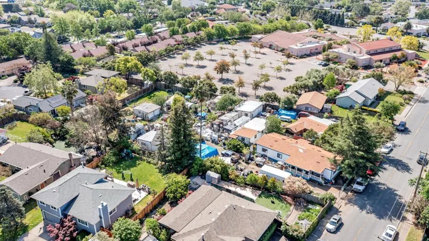 8520 Alden Ln, Windsor, California 95492