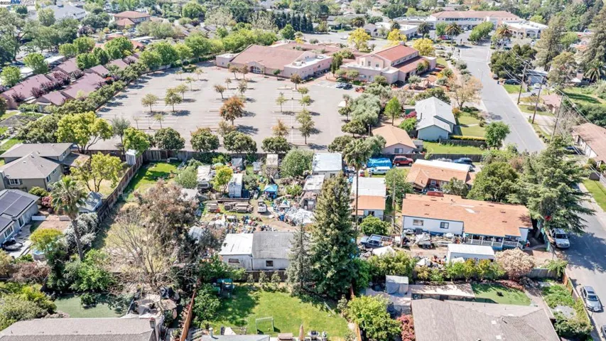 8520 Alden Ln, Windsor, California 95492