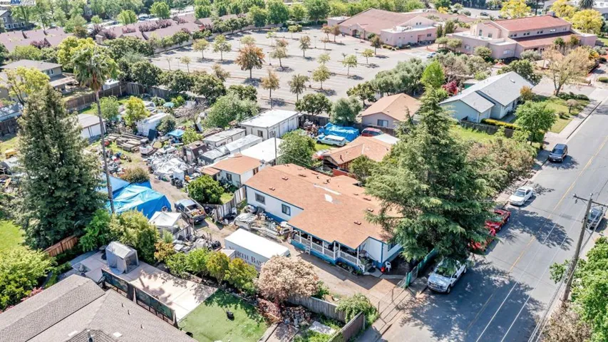 8520 Alden Ln, Windsor, California 95492