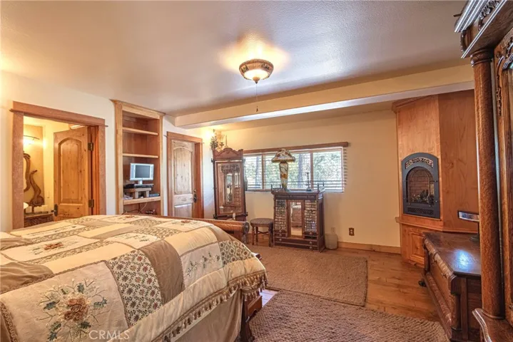 Main Floor Guest Suite 1