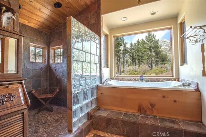 2nd Floor Primary Bath