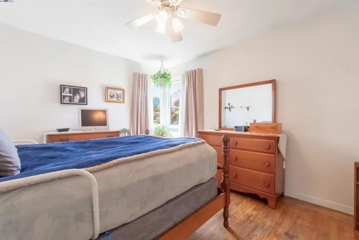 690 Crosby Pl, San Leandro, California 94579