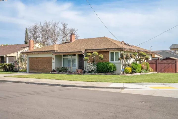 690 Crosby Pl, San Leandro, California 94579