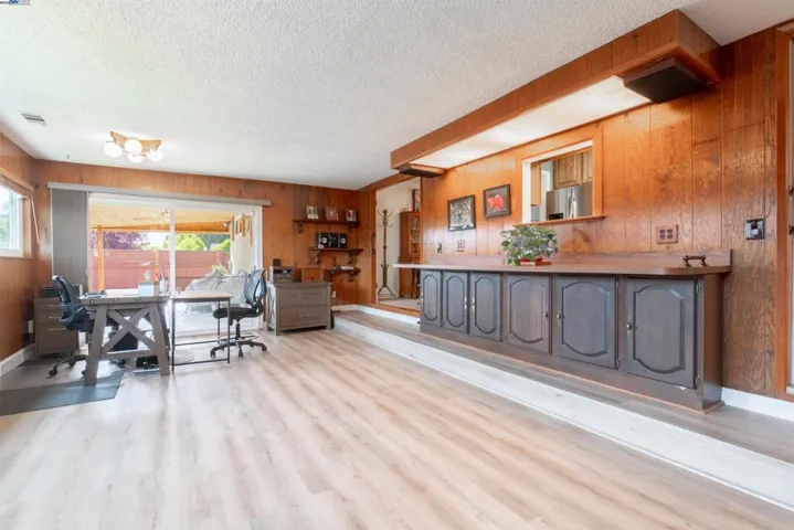 690 Crosby Pl, San Leandro, California 94579