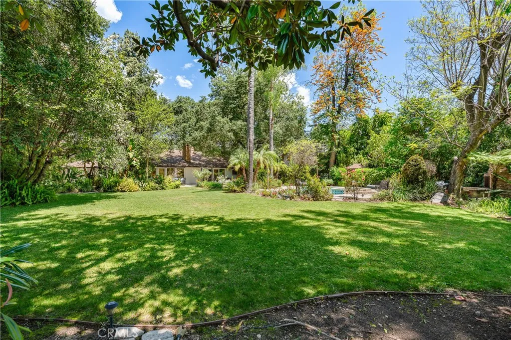 28 W Sycamore Avenue, Arcadia, California 91006 home-pic-42