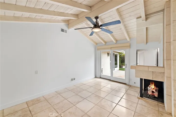 18 Shoal Drive, Corona Del Mar, California 92625