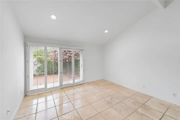 18 Shoal Drive, Corona Del Mar, California 92625