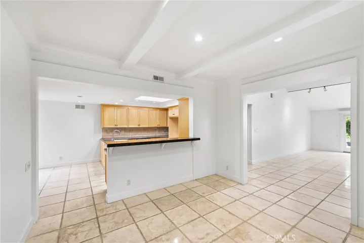 18 Shoal Drive, Corona Del Mar, California 92625