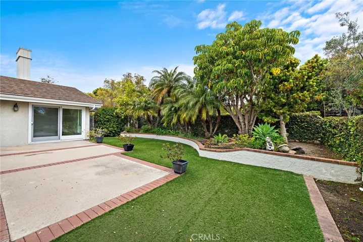 18 Shoal Drive, Corona Del Mar, California 92625