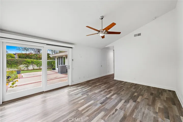 18 Shoal Drive, Corona Del Mar, California 92625