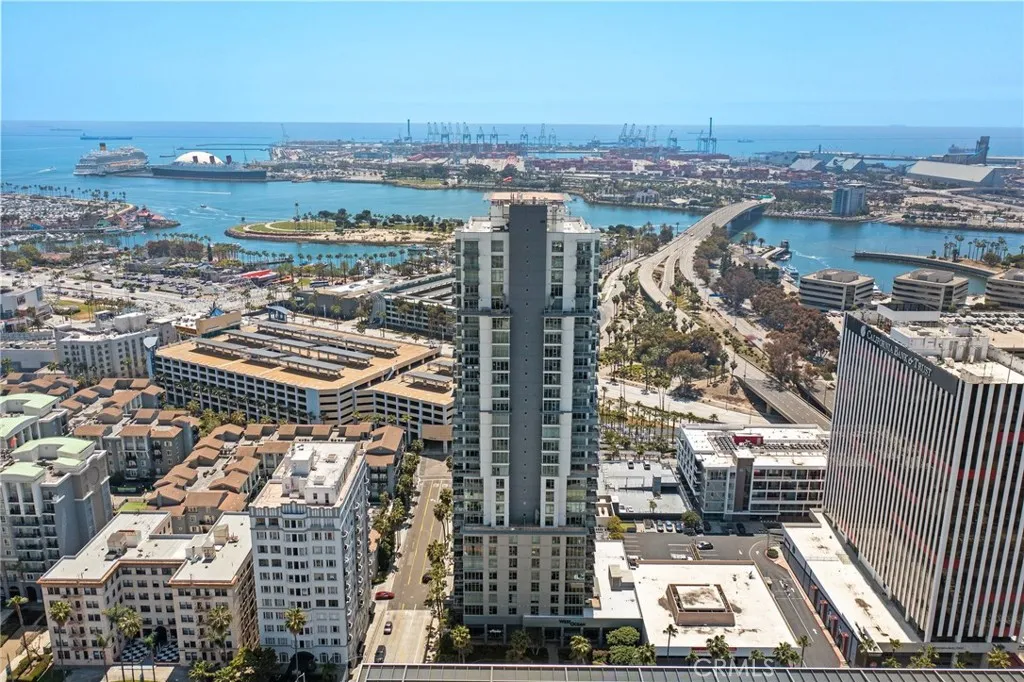 400 W Ocean Boulevard 1202, Long Beach, California 90802 home-pic-48