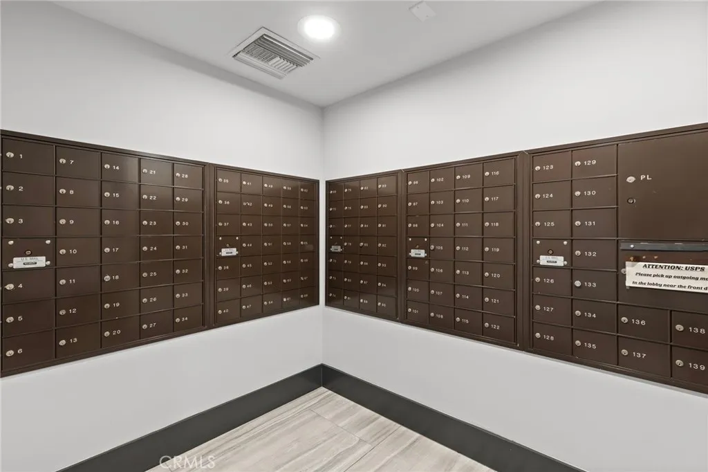 400 W Ocean Boulevard 1202, Long Beach, California 90802 home-pic-52