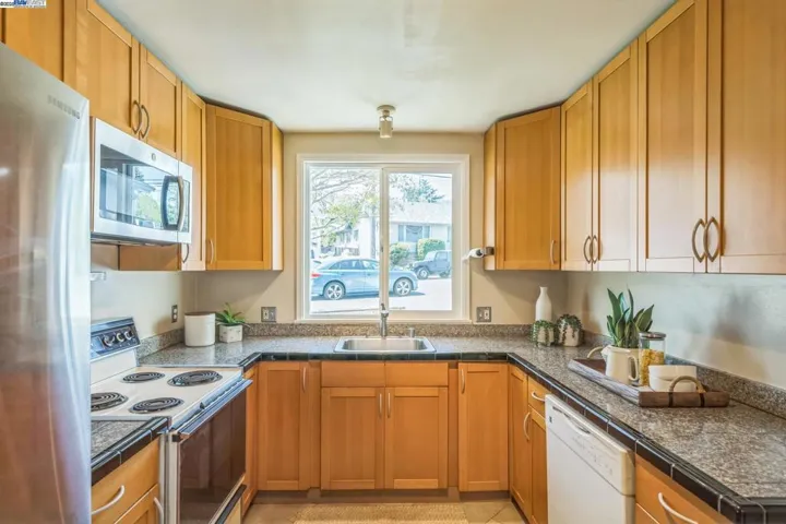 18858 Carlton Ave, Castro Valley, California 94546