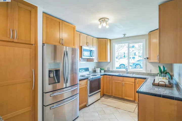 18858 Carlton Ave, Castro Valley, California 94546