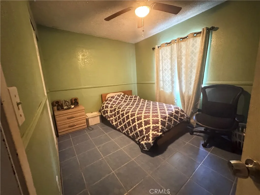 180 E 67th Street, Long Beach, California 90805 home-pic-5