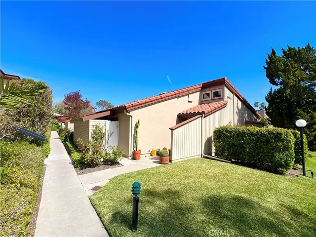 5941 Armaga Spring Road B, Rancho Palos Verdes, California 90275