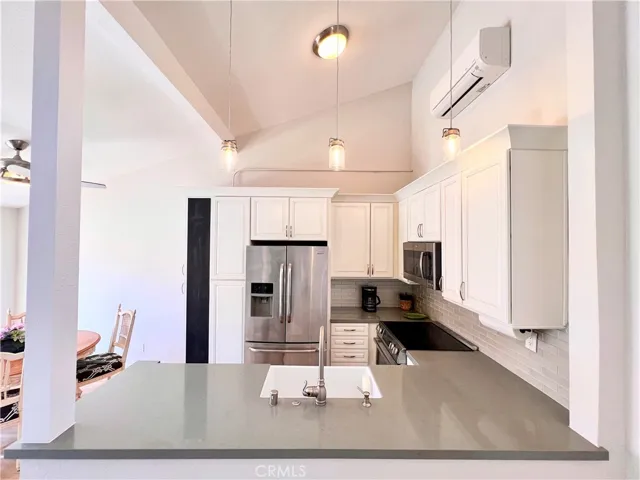 5941 Armaga Spring Road B, Rancho Palos Verdes, California 90275