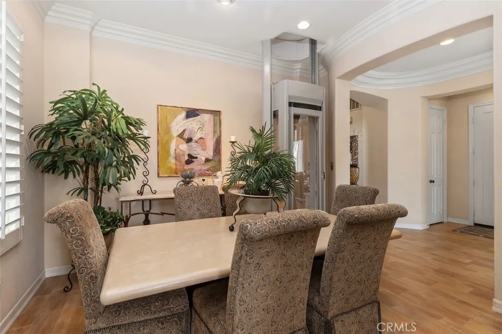 354 Salta Verde Point, Long Beach, California 90803 home-pic-10