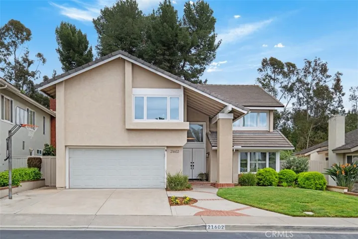 Fabulous family completely remodeled home in the sought after Forest Creek Neighborhood!