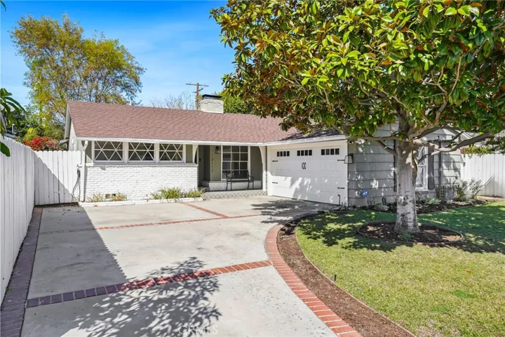 13117 Huston Street, Sherman Oaks, California 91423