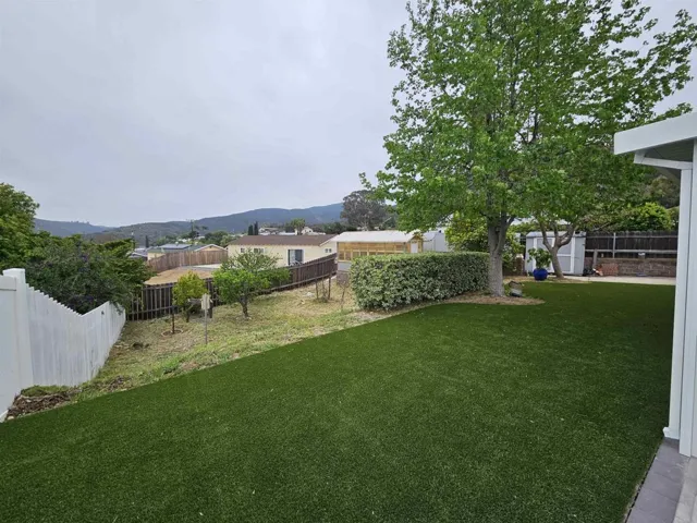 8513 Organdy Ln, Santee, California 92071