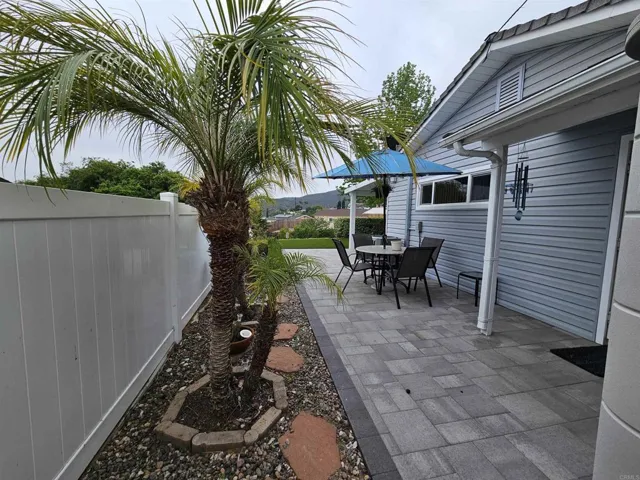 8513 Organdy Ln, Santee, California 92071