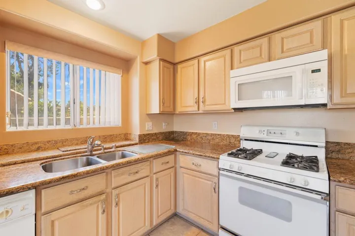 37-web-or-mls-8M4A5997