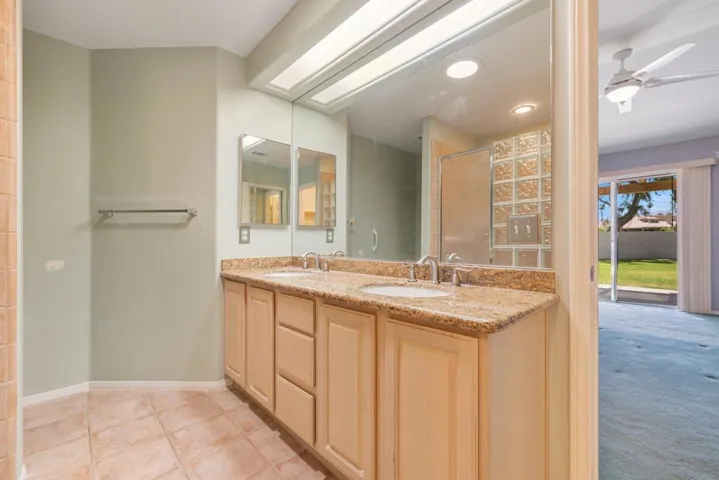 32-web-or-mls-8M4A5964