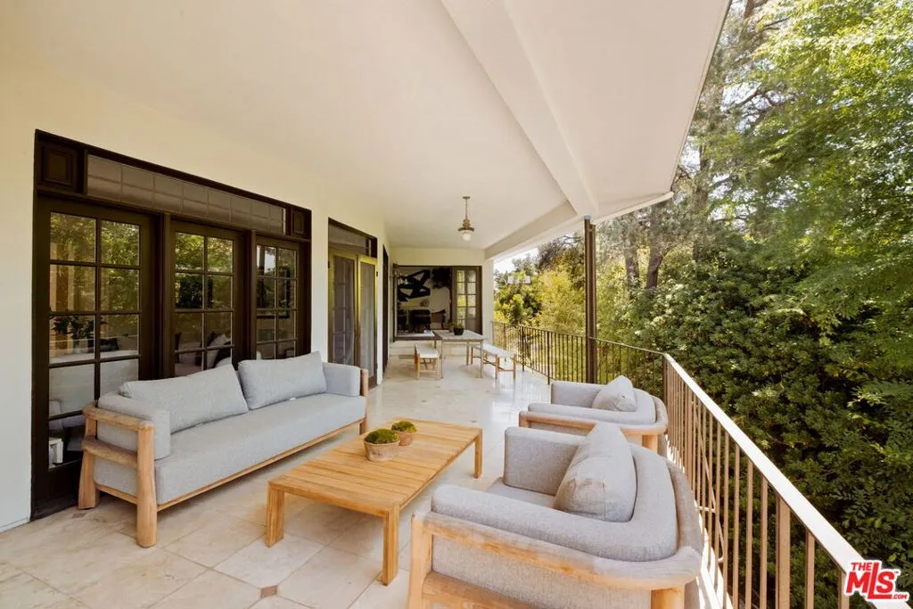 1163 Angelo Drive, Beverly Hills, California 90210 home-pic-43